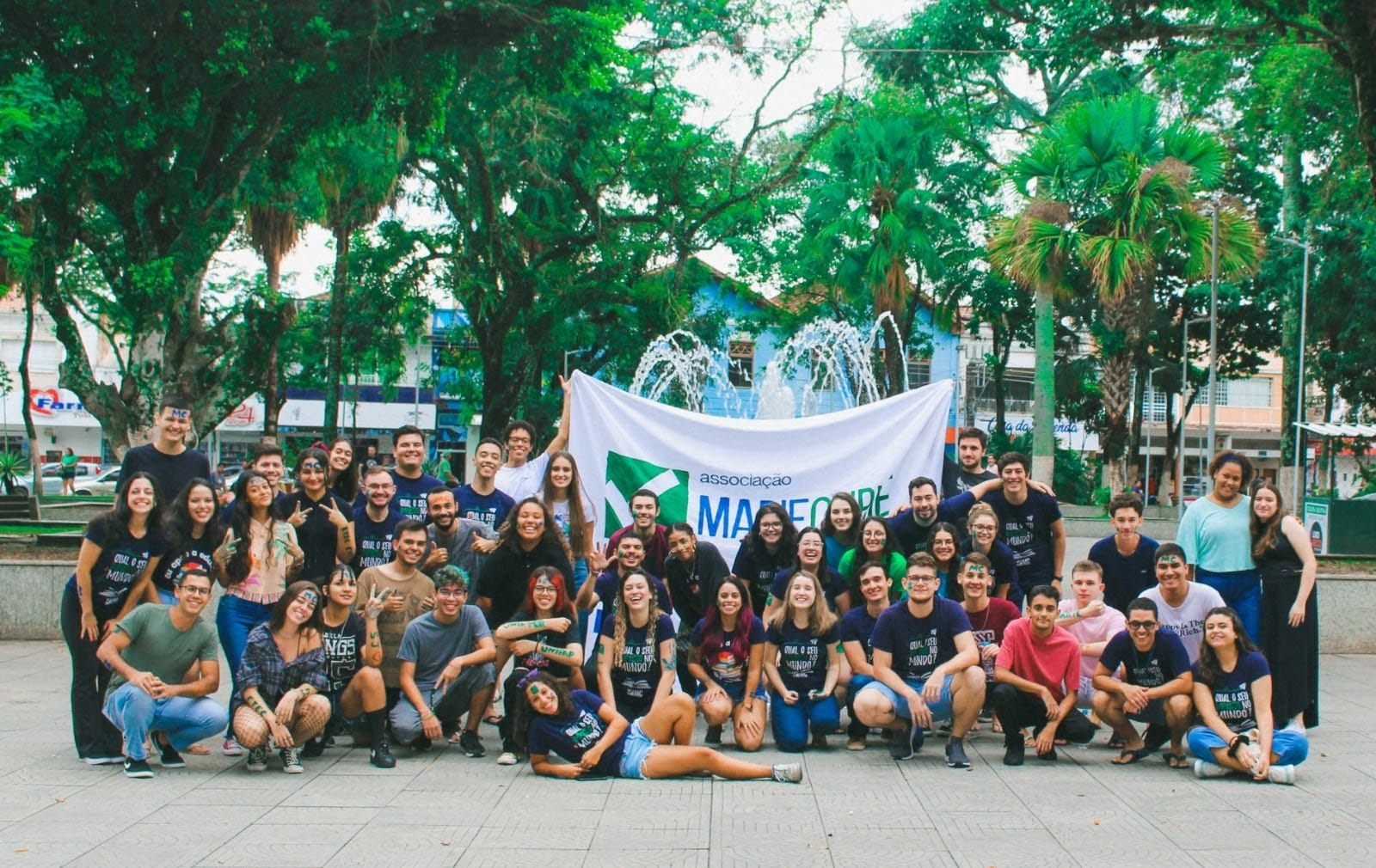 Dia do Estudante: Universitários de Lorena transformam vidas de jovens em vulnerabilidade por meio da educação